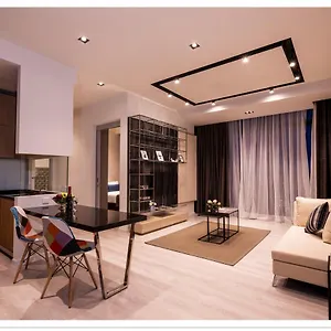 Aparthotel Expressionz Professional By Mykey *****